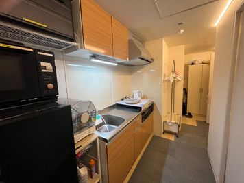 キッチンは十分料理ができる広さ（キッチンオプションが必要です） - スタジオボン　 スタジオボン　大須　の室内の写真