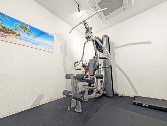 三条京阪駅徒歩１分lトレーナー向けレンタルジム - パーソナルトレーニングジム Y’S TRUST三条本店