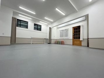 バレエスタジオ ルメリス レンタルスタジオ Lumeris 今里（バレエ・ヨガ・ダンス可）の室内の写真