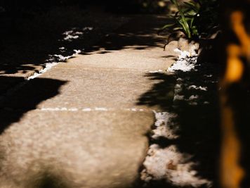 Yanaka Ginza Studio 『日暮里・千駄木』生魂様神社 /撮影ロケ地の室内の写真