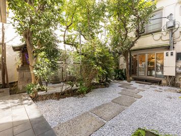 Yanaka Ginza Studio 『日暮里・千駄木』生魂様神社 /撮影ロケ地の室内の写真