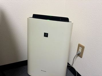 Leaf京都南（小会議室） 貸会議室小 【 Leaf京都南 】の室内の写真