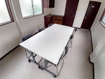 特に人数制限はありません。ご自由にご利用ください。 - 中区役所前201事務所 中区所前2階のコスパ抜群ルーム★彡の室内の写真