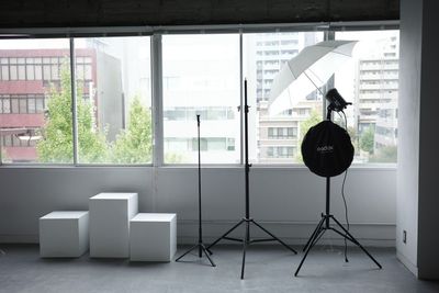 撮影キューブ｜スマホスタンド｜ライトスタンド｜ライト｜アンブレラ - studio inai 名古屋  studio inai 名古屋 新栄の設備の写真
