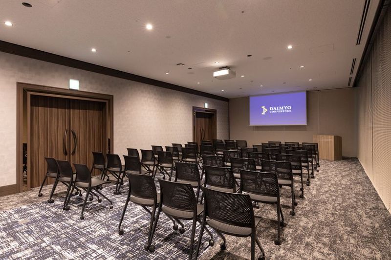 Dialogue Room 1（ダイアログルーム1） - 大名カンファレンス
