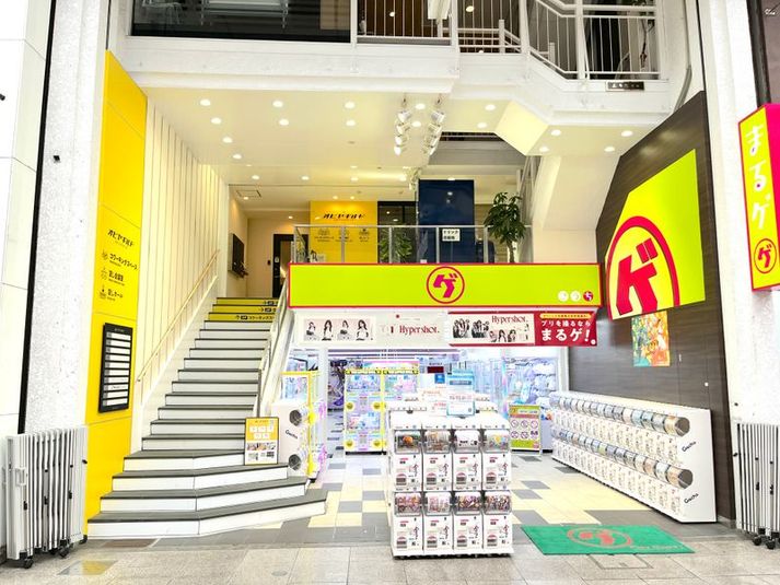 帯屋町の中心にある貸しホール - 高知市帯屋町 オビヤギルド