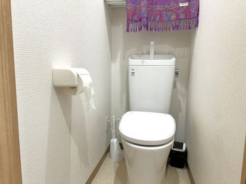 トイレ - ST-STAGE阿佐ヶ谷ジム 【撮影歓迎】リング・大鏡完備 ST-STAGE阿佐ヶ谷の設備の写真