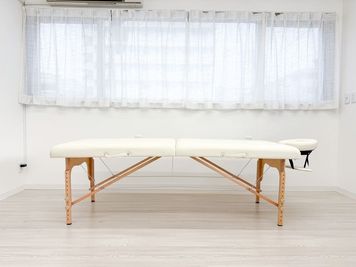 施術も可能 - レンタルスタジオ　otorina　高崎 安くて綺麗で駅から近いレンタルスタジオ！様々な用途で利用可能！の設備の写真