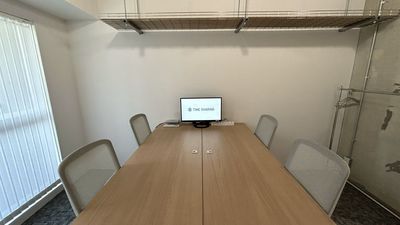 【4名着席・9.9㎡のお部屋です】 - TIME SHARING 代々木 &PLACE 101の室内の写真