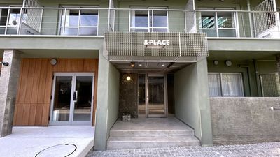 【ビル入り口】 - TIME SHARING 代々木 &PLACE 102の外観の写真