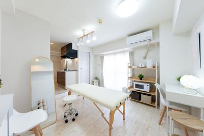 【オープン記念価格✨】鶴見駅徒歩3分 シンプルでおしゃれな完全個室のプライベートサロン🌿【エステ・整体・マッサージ・ネイル】 - レンタルサロンLusoria