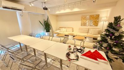 🔔期間限定🔔クリスマスルーム🎄🎁 - 名古屋伏見パーティールームダイアパレス店 伏見駅から徒歩1分🎉最大30名🙆‍♀️ビジネス利用に最適✨の室内の写真