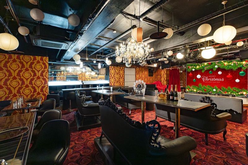 【なんば駅徒歩5分】パーティースペース_ショーレストラン兎と薔薇 - クインズコートビル