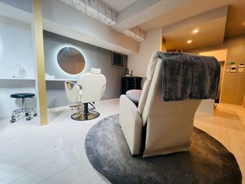 空間プロが作った洗練されたハイビジュアル空間、新築のお部屋でおしゃれな家具、道具も一式揃う、LuxurSweetBeauty - Luxury Sweet Beauty