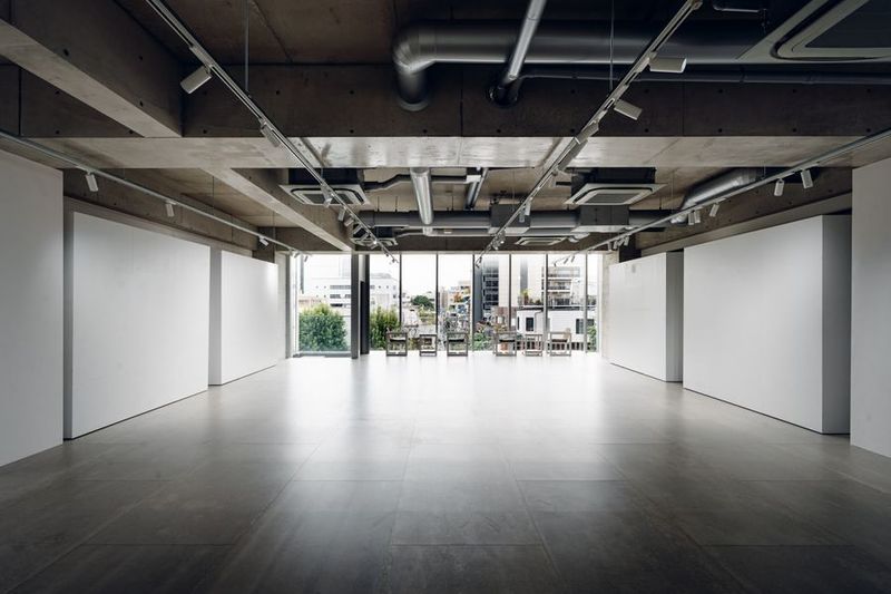 hRp_a 4F Gallery & Event 神宮前スペース - hRp_a