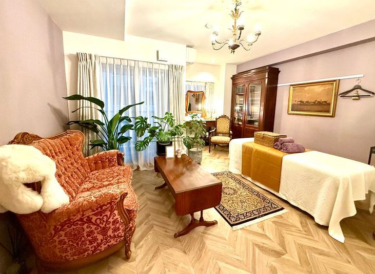 レンタルサロン　エステ　整体　カウンセリング　ヒーリング　 - 銀座レンタルサロン