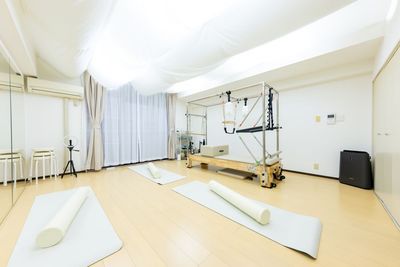ピラティス、ヨガなどにご利用いただけます♪ - Pilates studio Cosiness 東神奈川 Studio Cosiness（ピラティススタジオ）東神奈川の室内の写真