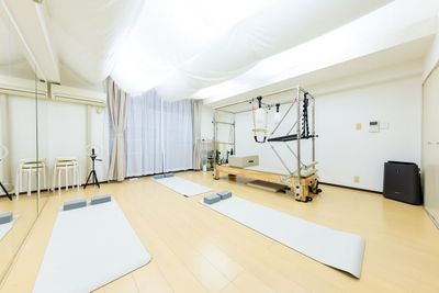 ピラティス、ヨガなどにご利用いただけます♪ - Pilates studio Cosiness 東神奈川 Studio Cosiness（ピラティススタジオ）東神奈川の室内の写真