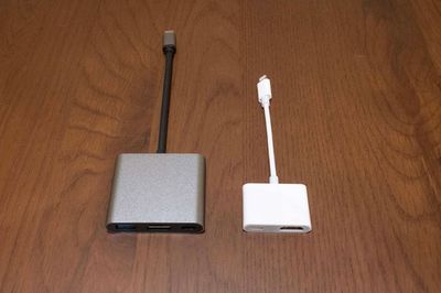 HDMI変換ケーブル（Type-C/Lightning） - Aivicスペース池袋西口5号店の設備の写真