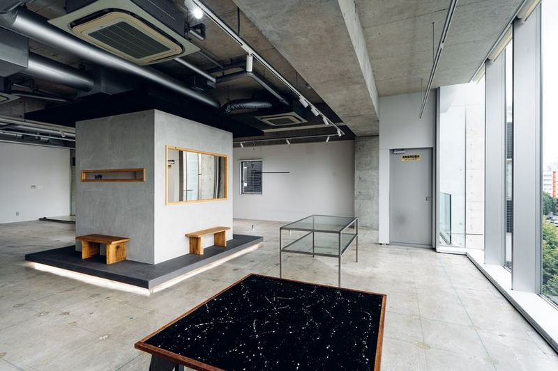 hRp_a 5F Gallery & Event 神宮前スペース - hRp_a