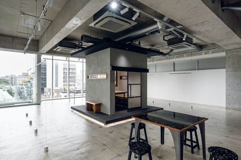 hRp_a 5F Gallery & Event 神宮前スペース - hRp_a