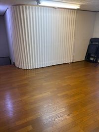 パーテーションで部屋を仕切れます♪　レンタルスタジオ中村公園 - レンタルスタジオ中村公園 3階プライベートルーム　少人数多目的スペース　名古屋市中村区の室内の写真