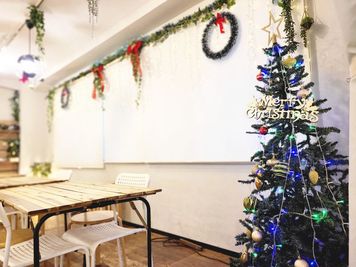 <10名様少人数🈹>🎅クリスマス装飾🎄🔔【駅前】和らぎのイベントスペース大阪市/北区/梅田/天満/扇町のパーティー・会議 - ROUGHLABO TECH扇町