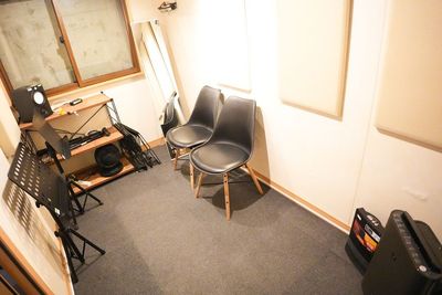 3人でもご利用可能な広々空間 - JIC Studio 赤羽 Ａスタジオ（シンプル4帖）の室内の写真
