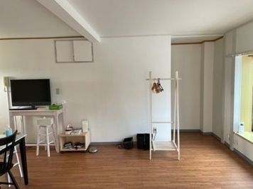 テレビやゲームもございます。 - イーミックスハウス キッチン付きレンタルスペース女子会/パーティー/推し活/飲み会の室内の写真