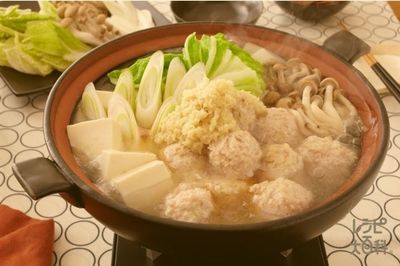 ちゃんこ鍋は1人前1000円となります！
入室時にご提供します！店主はいなくなりますので(笑)、そのあとはご自由にお過ごしください！ - 居酒屋　闘勝花 自由に空間をお使いください！会議オフ会習い事撮影何でもOK！の室内の写真