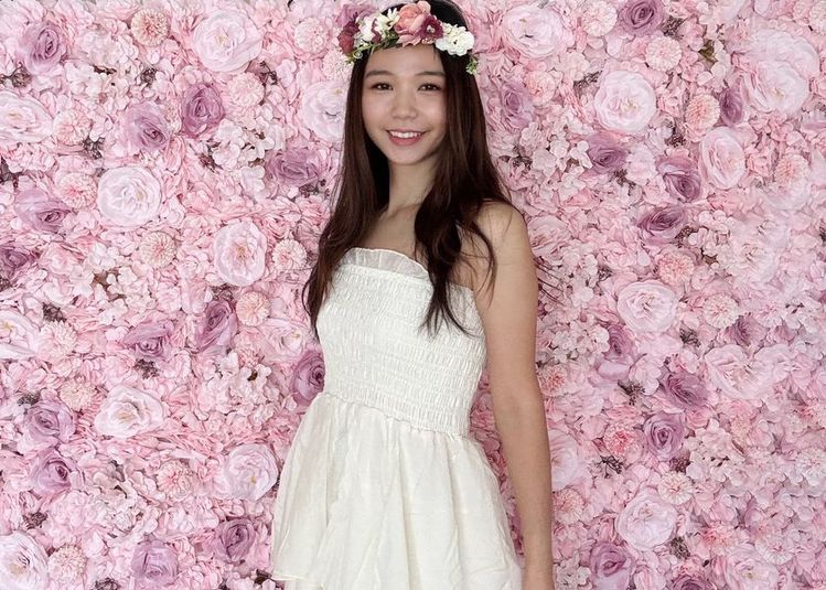 【渋谷・三軒茶屋エリア】駅チカ・自然光×白壁×バラ撮影スタジオ - ライラスタジオ駒沢