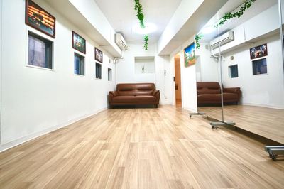 軍艦ビル-303室　新宿・歌舞伎町・駅近1分・職安通り 新宿・歌舞伎町・駅近1分・職安通り・軍艦ビル-303室の室内の写真