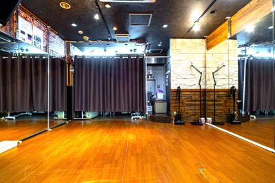 スタジオディライツ　川崎駅前 川崎駅からすぐ　24時間利用可能なダンススタジオの室内の写真