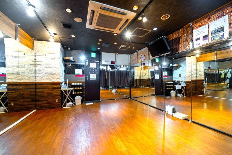 川崎駅からすぐ　24時間利用可能なダンススタジオ - スタジオディライツ　川崎駅前
