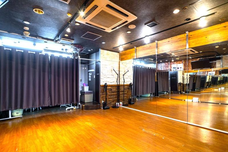 川崎駅からすぐ　24時間利用可能なダンススタジオ - スタジオディライツ　川崎駅前