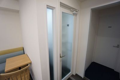 【UPオフィス高輪台】 UPオフィス高輪台 102号室の入口の写真