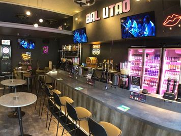 歌って、遊んで、飲んで！　出会った人と乾杯！新たなカラオケ体験ができます！ - BAL UTAO 錦本店