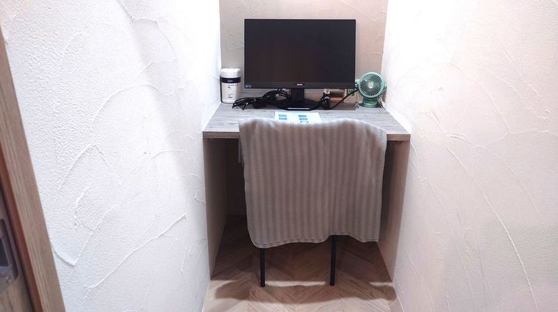 【１名】パーソナルブース羅城門☆高速Wi-Fi！ウェビナーに最適 - YAMATO BASE 大和西大寺 コワーキング（EAST）