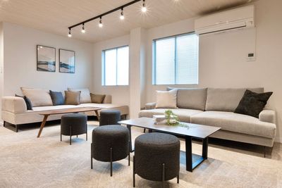 大人数でもくつろげる充実のスペース✨ - Aivicスペース池袋南口1号店の室内の写真