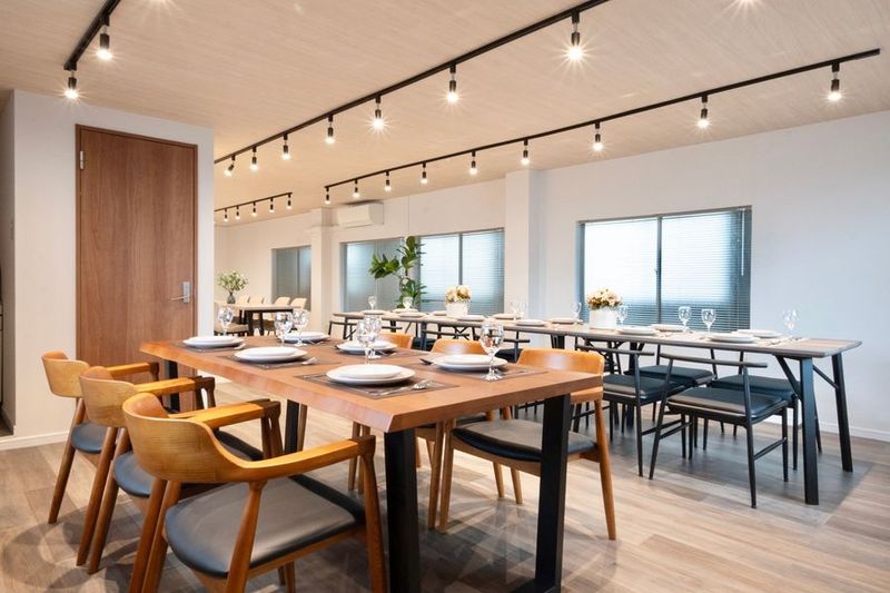 Aivicスペース池袋南口1号店 - Aivicスペース池袋南口1号店