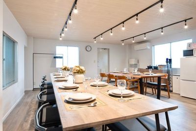 オシャレ空間で備品もバッチリ！ - Aivicスペース池袋南口1号店の室内の写真