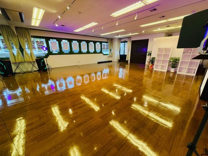 多目的スペース - スタジオ「URIZIP横浜」