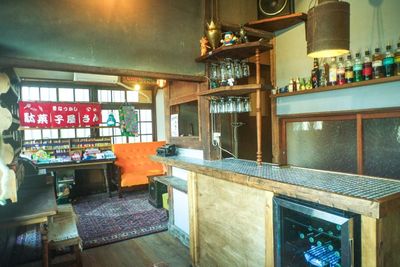 2人掛け席が4つあります。2人掛けソファが1脚あります。 - cas!ca キッチン＆カフェブース付レンタルスペースの室内の写真