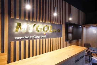 マイゴル心斎橋店の室内の写真