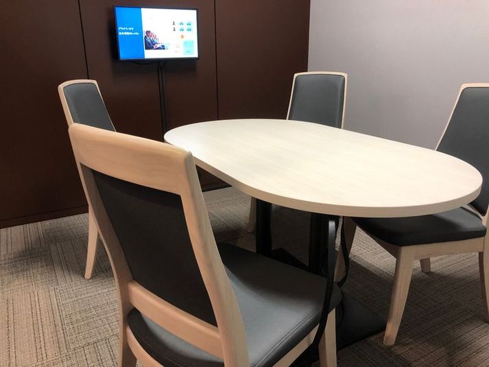 オンライン会議や商談など4名で使える会議室 - シェアオフィス・コワーキングスペース　ステージライン仙台駅前