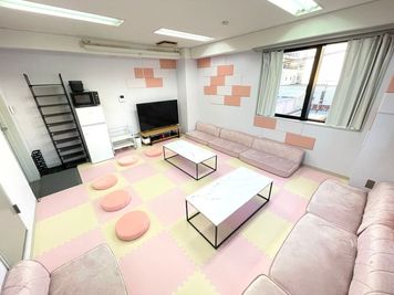 famispe高田馬場1st Open割✨パーティー🎉お家デート💕撮影📸の室内の写真