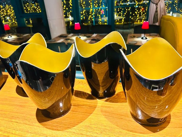 THE MIURA ROOFTOP TERRACE - THE MIURA ROOFTOP TERRACE