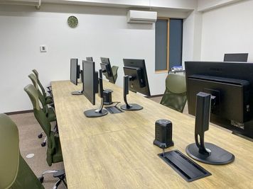 いいオフィス大分 by 動画編集CAMP オープンスペース②の室内の写真