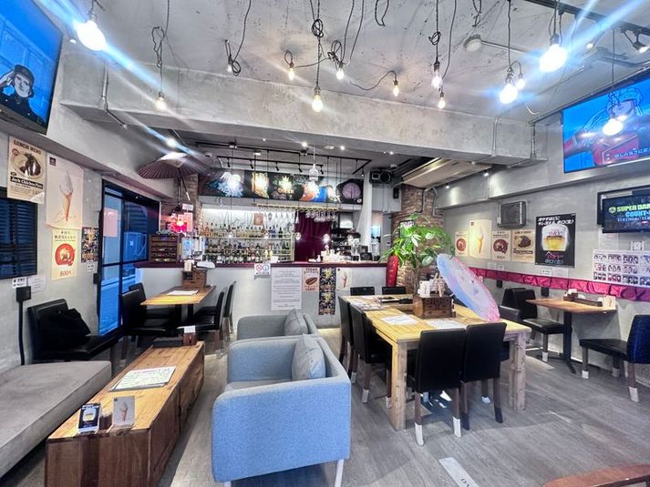 Cafe & Bar King & Queen - Cafe & Bar King & Queen