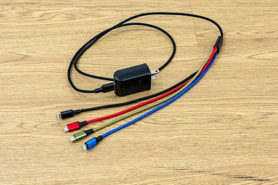 スマホ用充電器 - Studio Beat 天満橋 ダンス・コスプレ撮影・ヨガ・武道・演劇ができる多目的スタジオの設備の写真